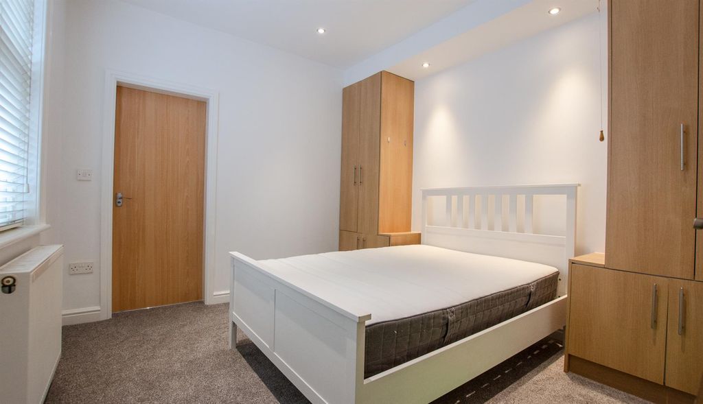 Property photo 3 of 6 Dsc08631.Jpg