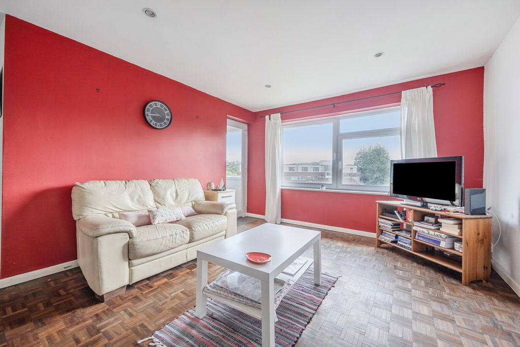 Property photo 3 of 14 1358395-12-68d2A8...