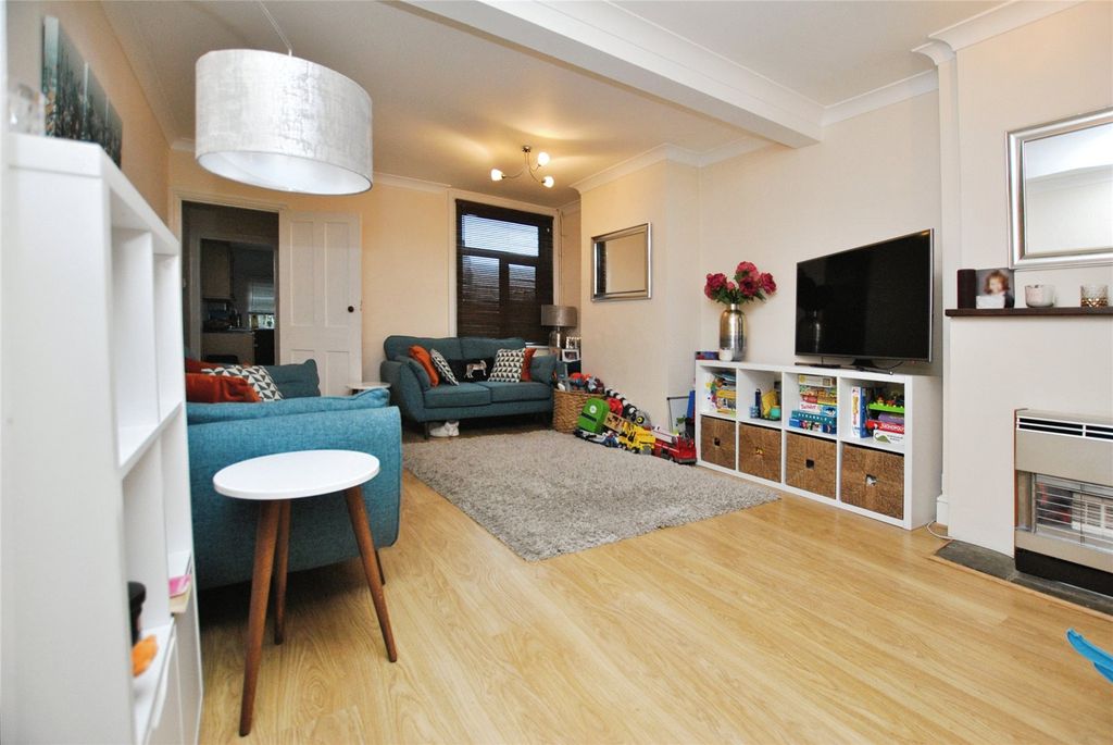 Property photo 2 of 8 Picture No. 05