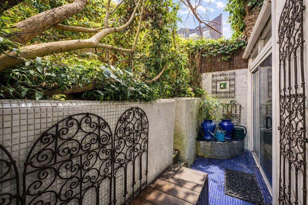 Property photo 3 of 9