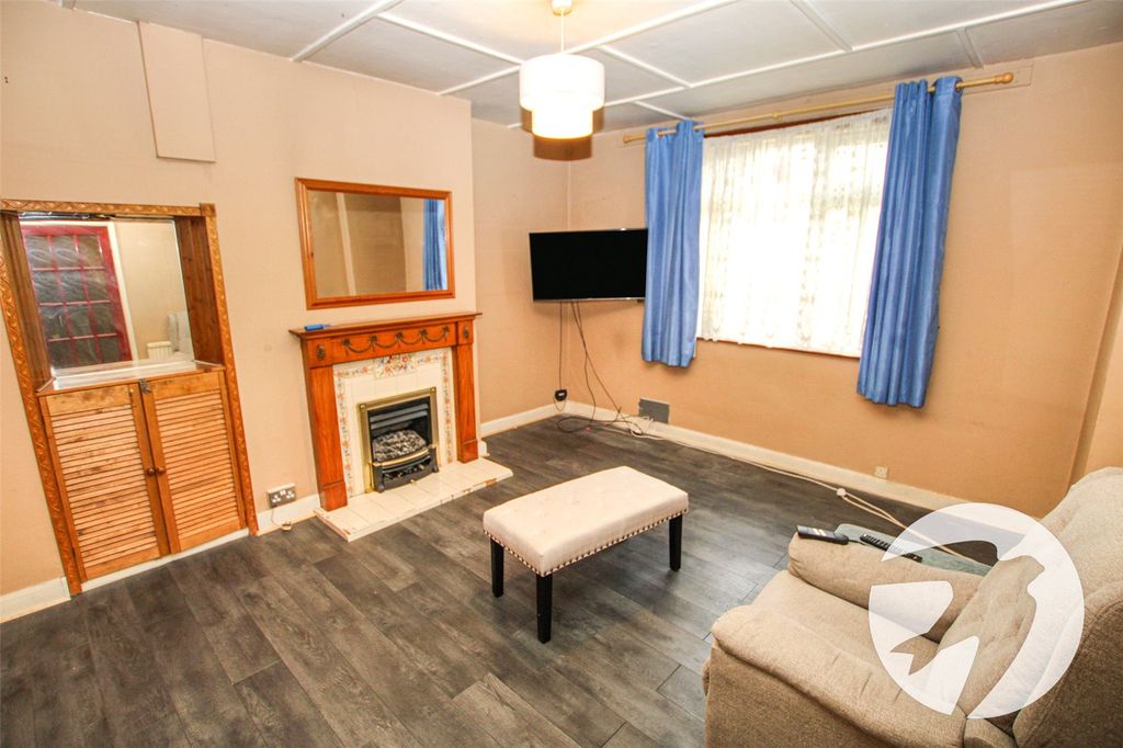 Property photo 2 of 15 Picture No. 06