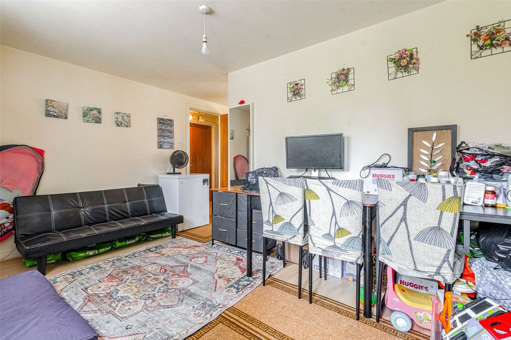 Property photo 3 of 13 Picture No. 08