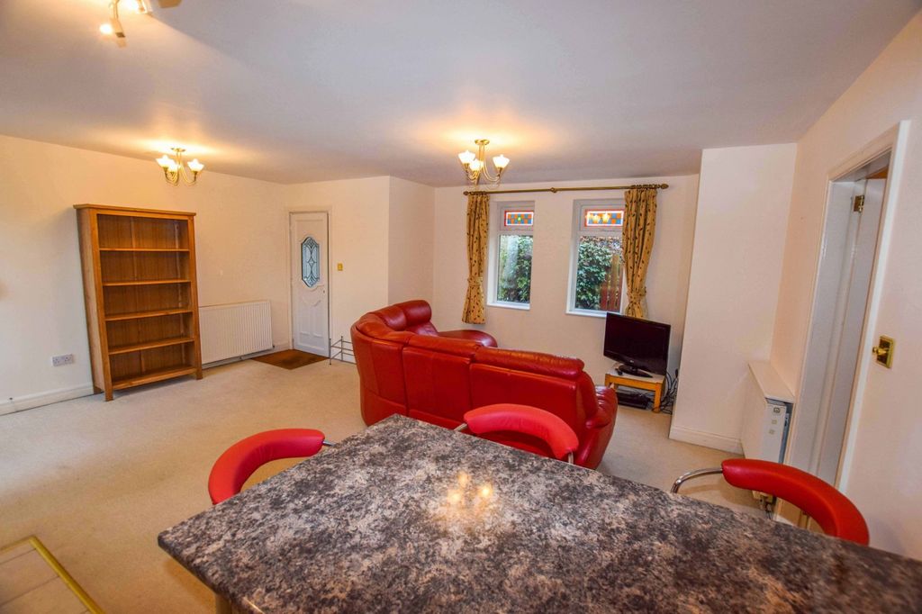 Property photo 3 of 9 Picture No. 20