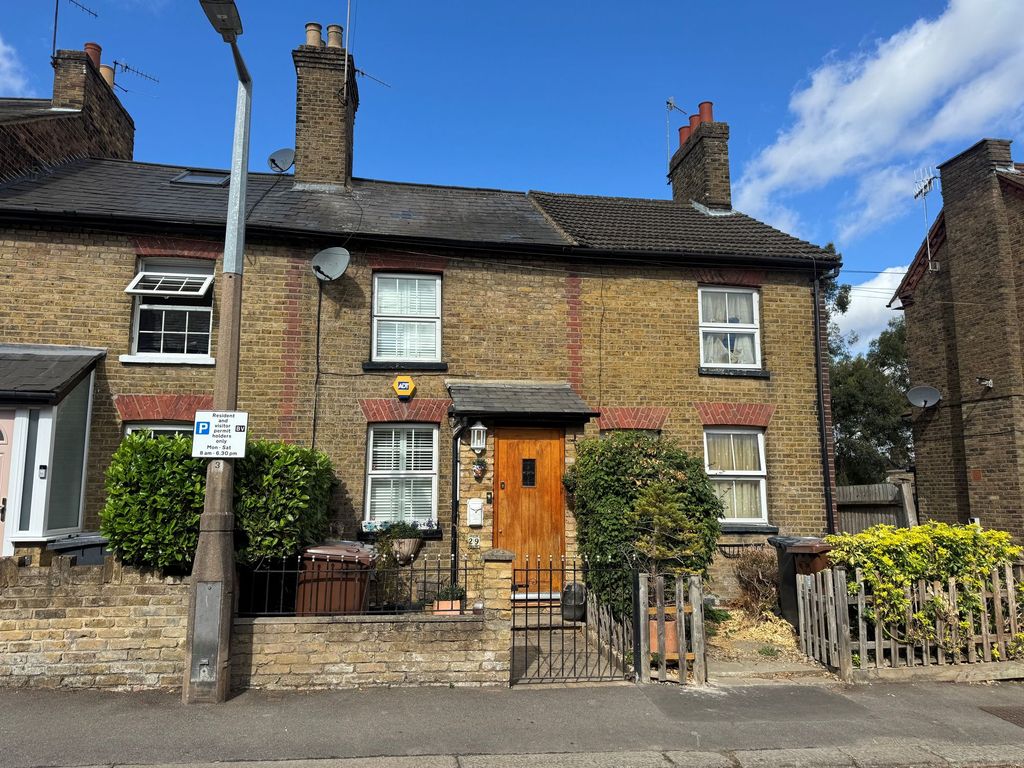 Property photo 1 of 11