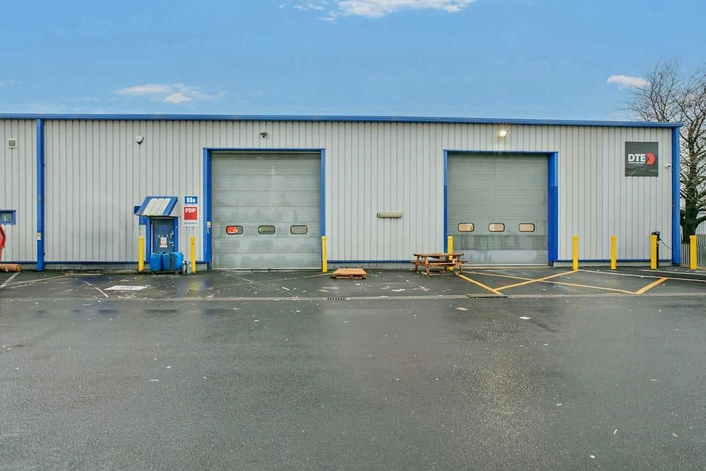 Property photo 2 of 4 Heywood-Distribution-Park_Unit-Unit-B08B_20251212-100955.Jpg