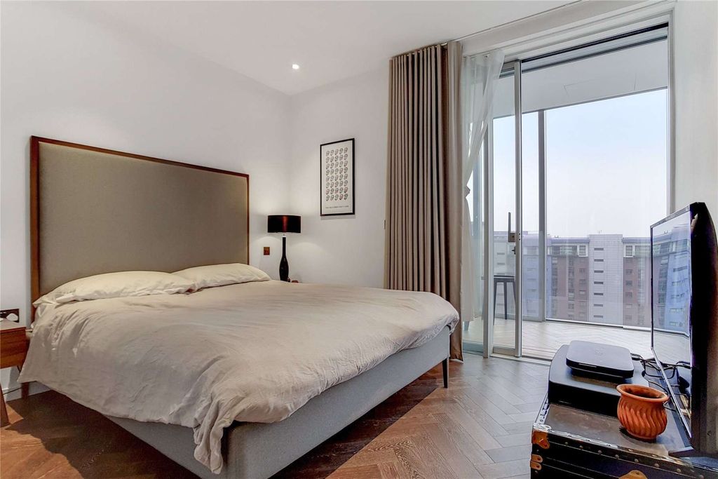 Property photo 3 of 16 Picture No. 6