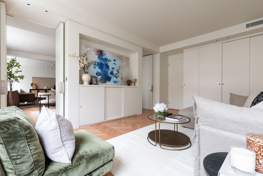 Property photo 1 of 14 Lowndes Square 45, Flat 7, Sw1X 9Jt (169 Of 655)-E