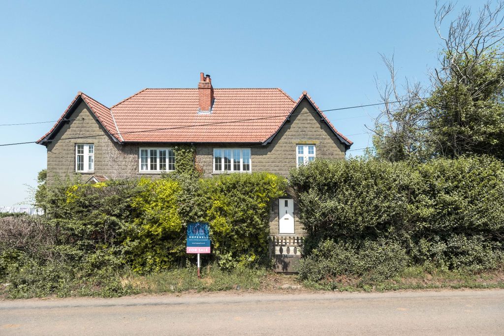 Property photo 1 of 26