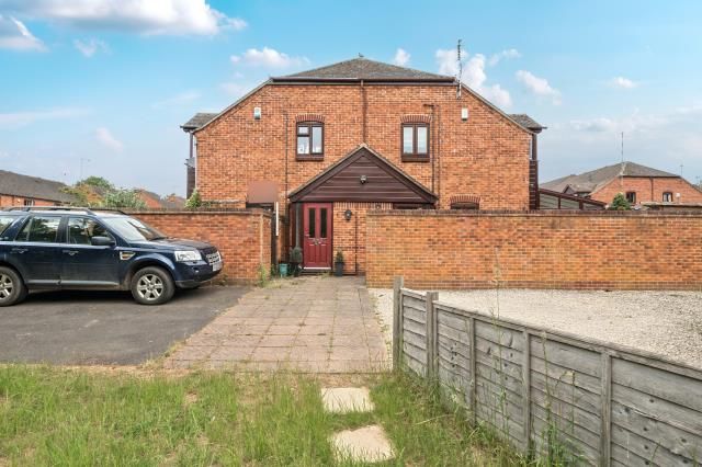 Property photo 2 of 13 External View