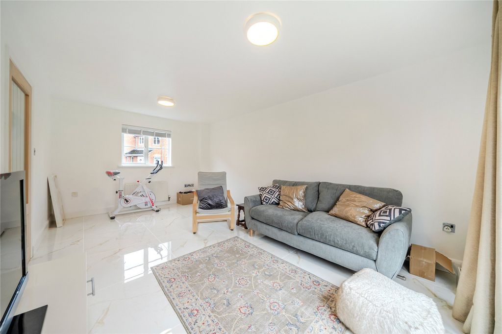 Property photo 2 of 18 Picture No. 03