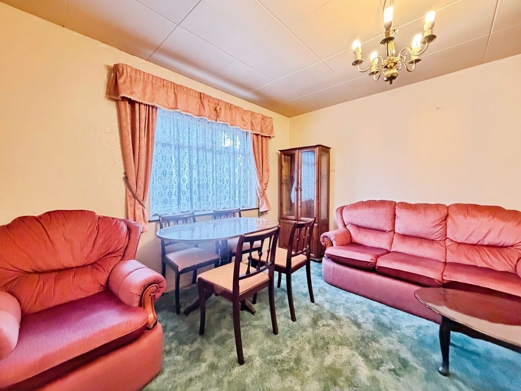 Property photo 2 of 16 Pbox-Img.Jpg