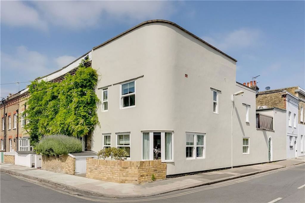 Property photo 1 of 7