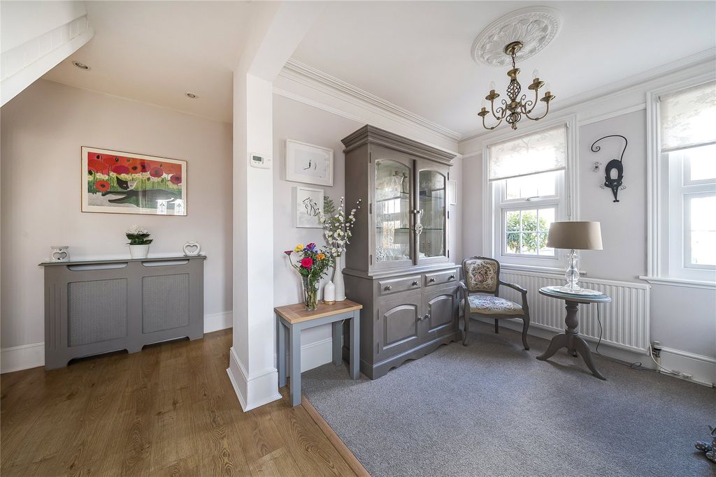 Property photo 2 of 21 Picture No. 08