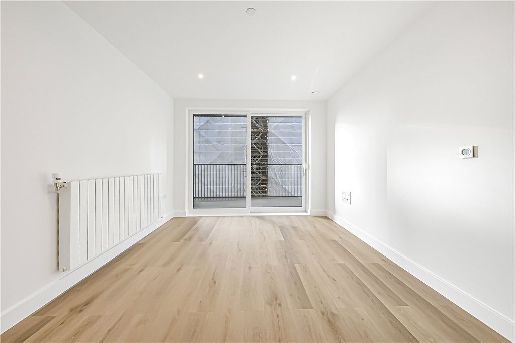 Property photo 2 of 15 Picture No. 02