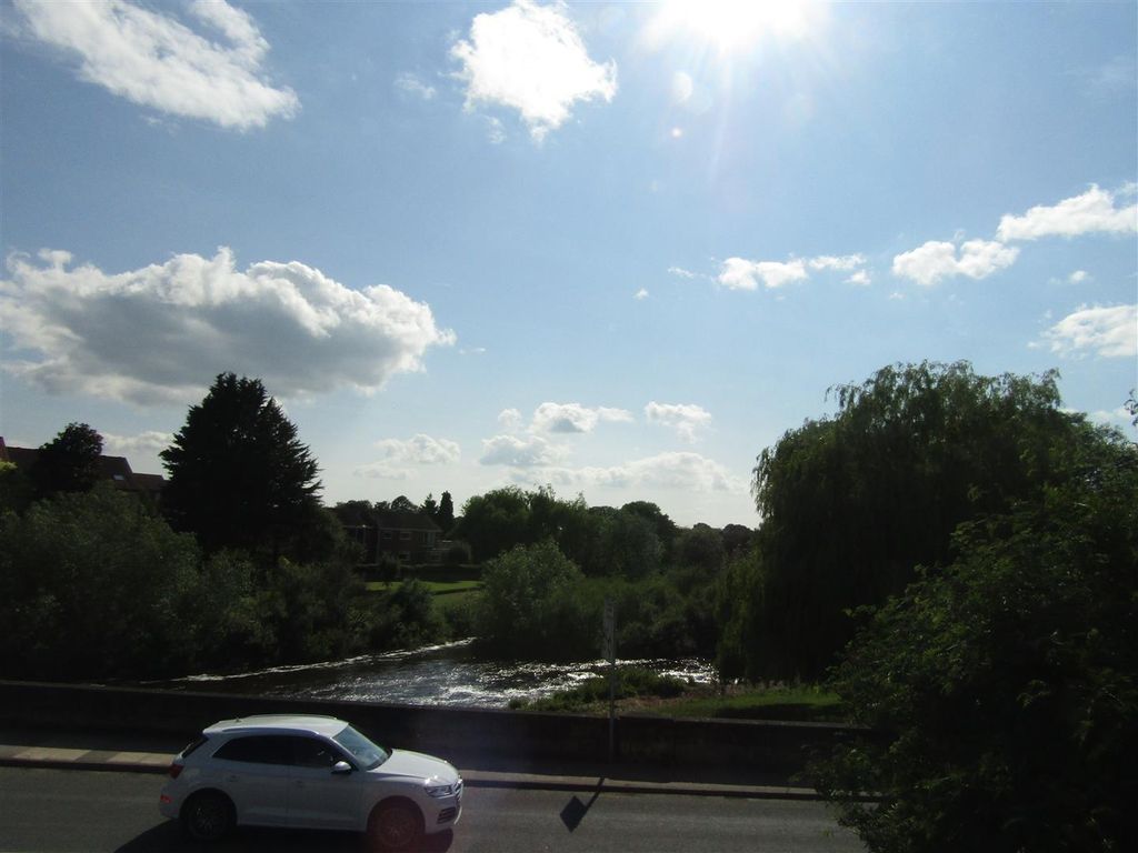 Property photo 2 of 15 Img_7837.Jpg