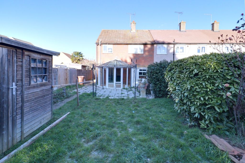 Property photo 2 of 21