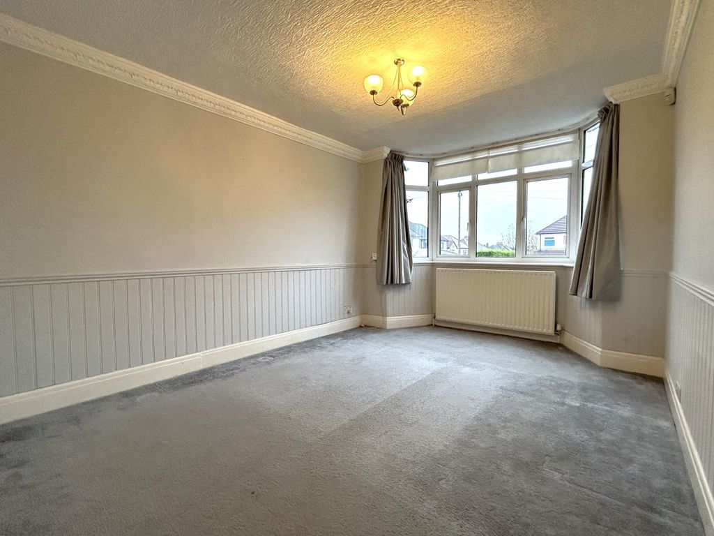 Property photo 2 of 16 Picture No. 18