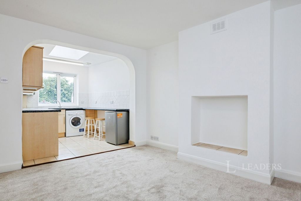 Property photo 3 of 21 Pbox-Img.Jpg