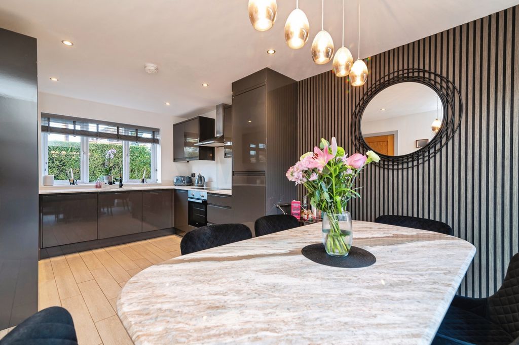 Property photo 2 of 22 Img_2467