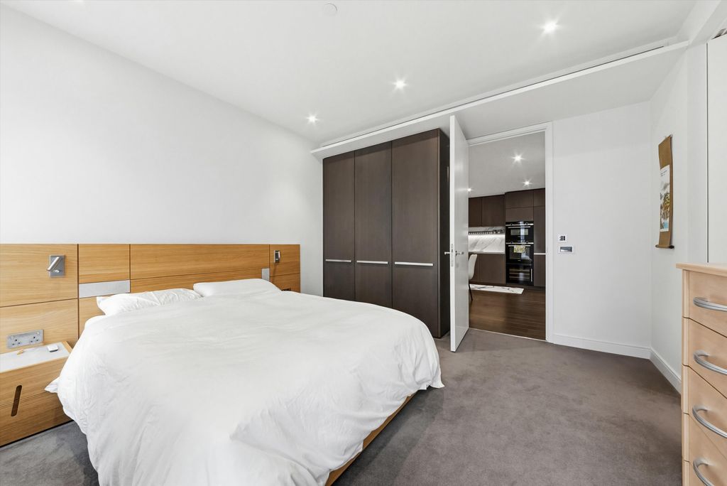 Property photo 3 of 15 Image