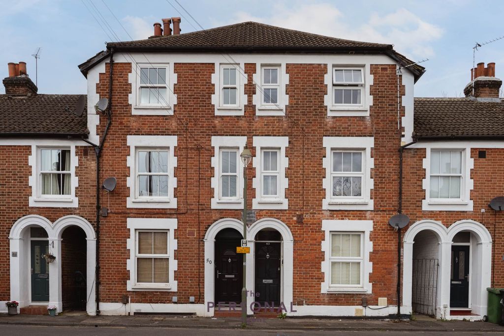 Property photo 1 of 2