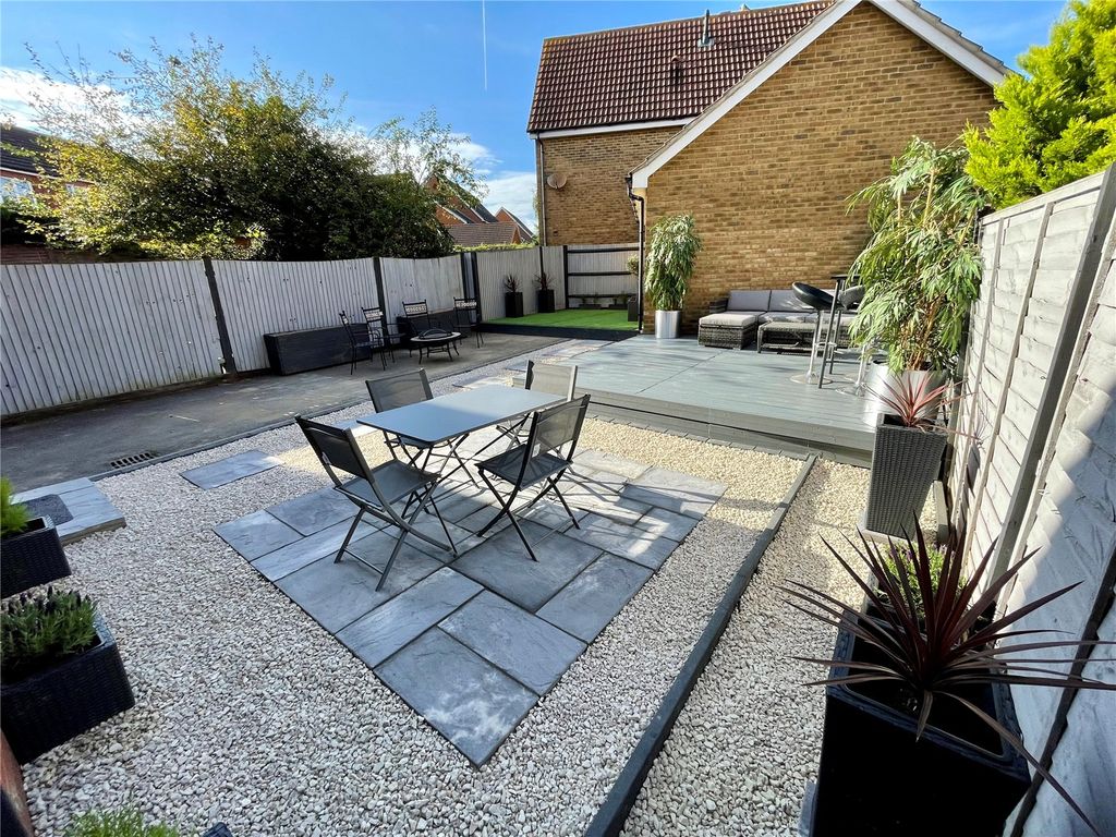 Property photo 3 of 18 Picture No. 19