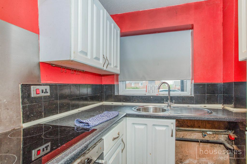 Property photo 2 of 6