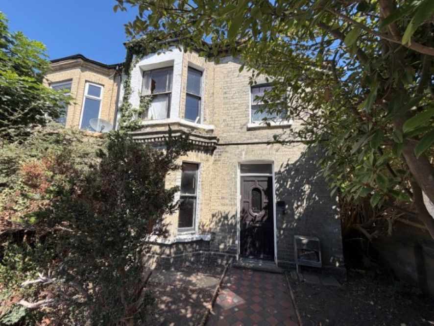 Property photo 1 of 21
