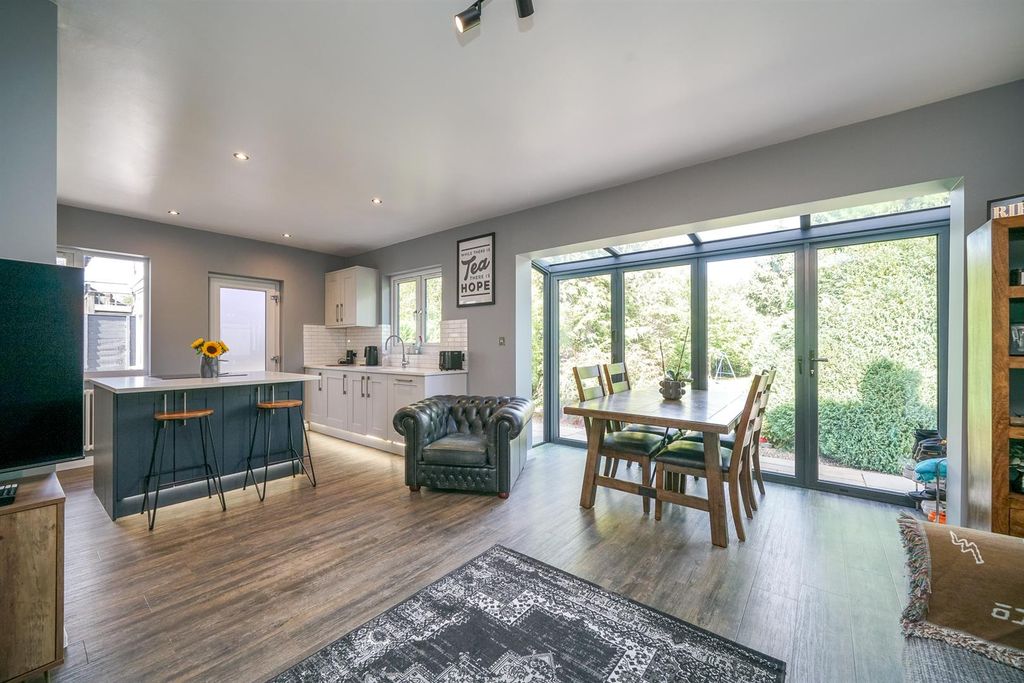 Property photo 3 of 33 Kitchen/Lounge/Dining Room