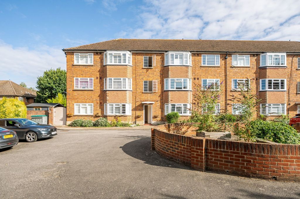 Property photo 1 of 19