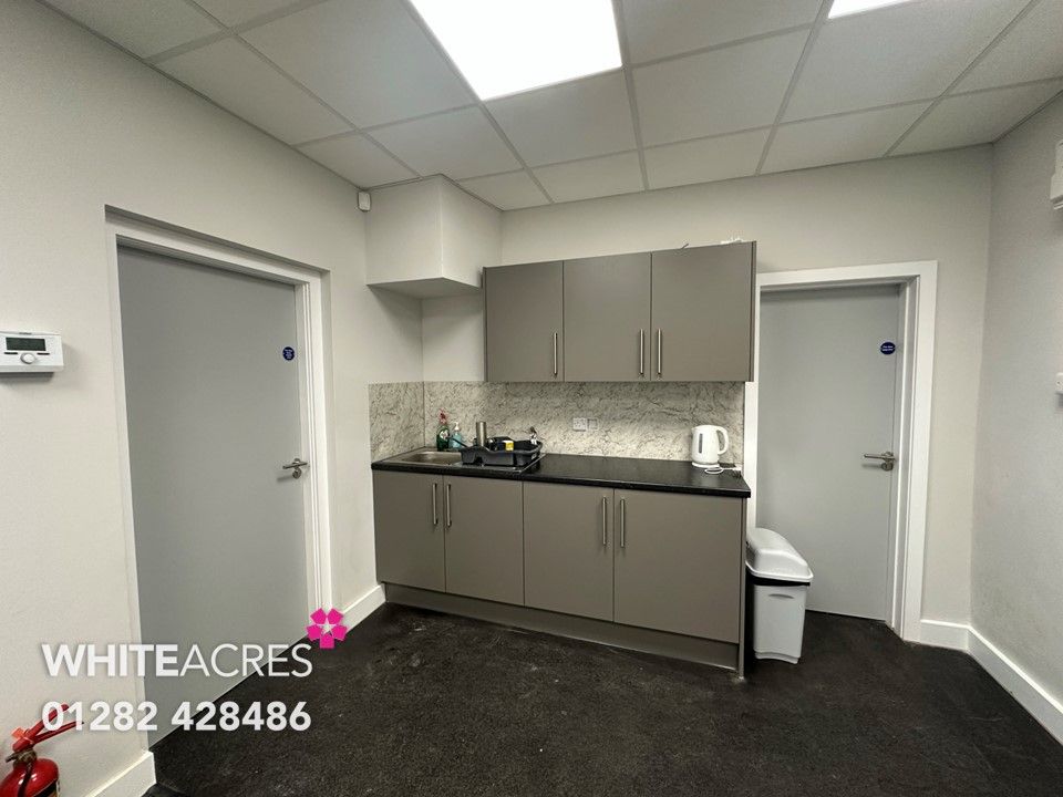 Property photo 2 of 19 Photo 32