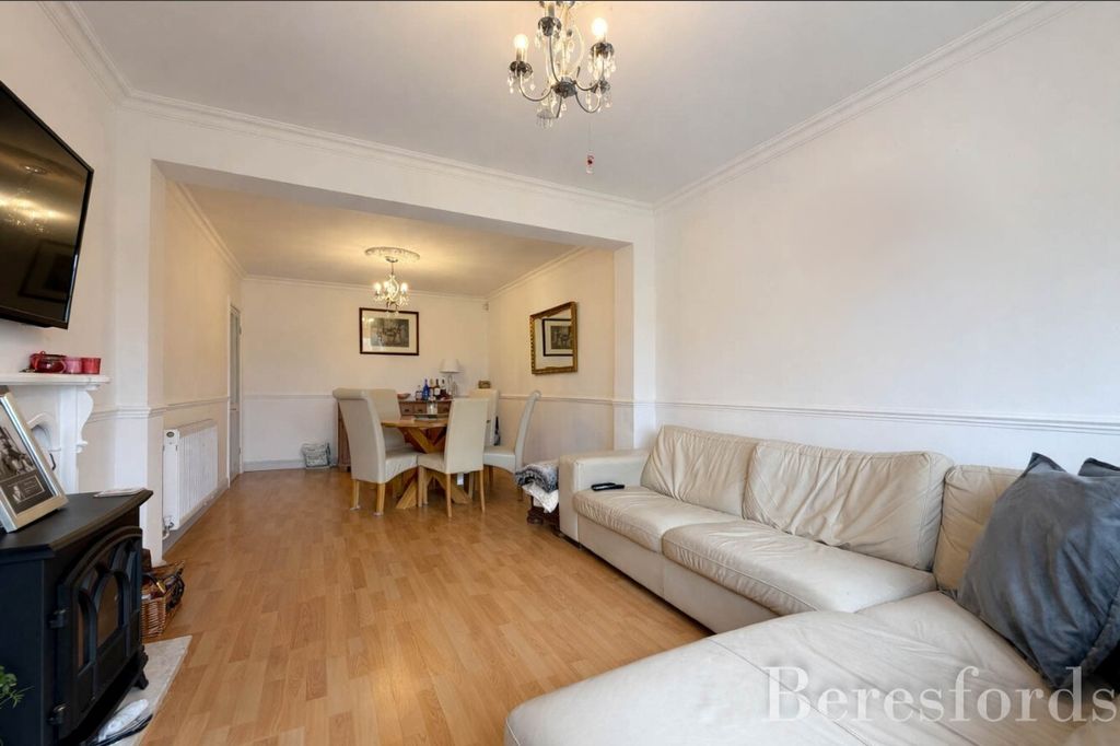 Property photo 3 of 23 Picture No. 26