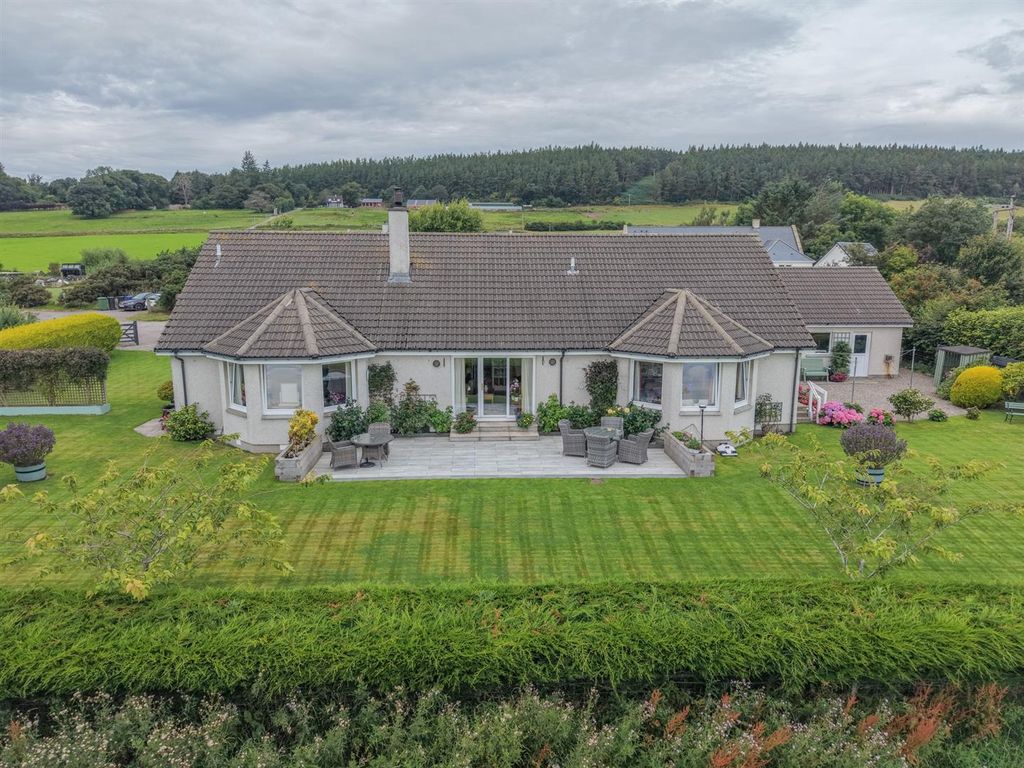 Property photo 1 of 59 Rearjpg