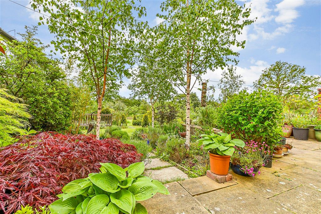 Property photo 2 of 17 Patio / Decking