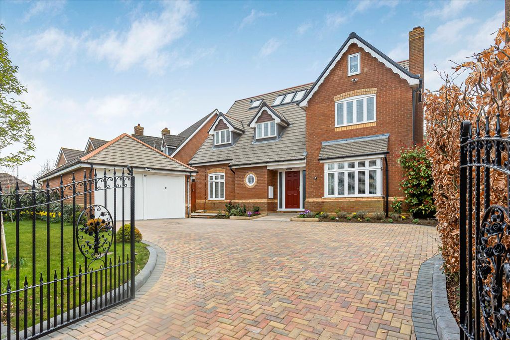 Property photo 1 of 23 Image