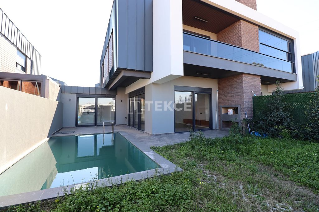 Property photo 3 of 30