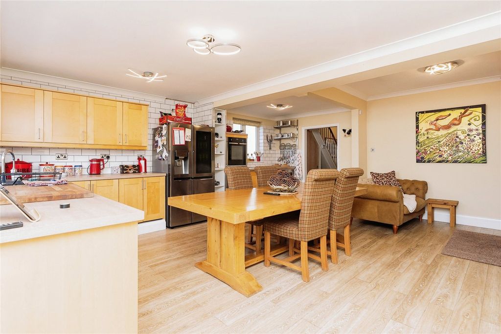 Property photo 2 of 16 Photography