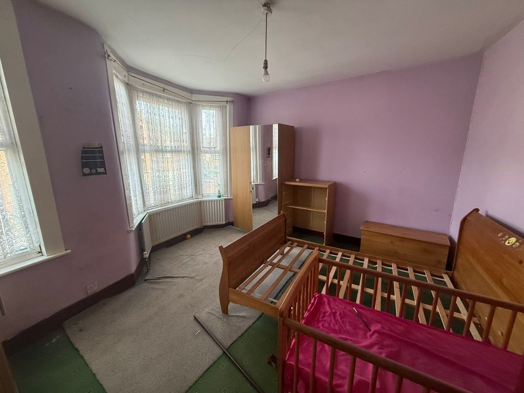 Property photo 3 of 26