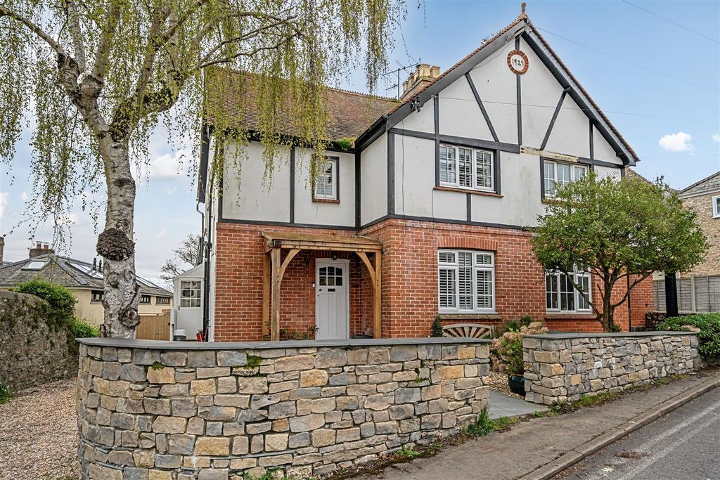 Property photo 1 of 16 1433755-7-69Ccf1Ea01c9B.Jpg