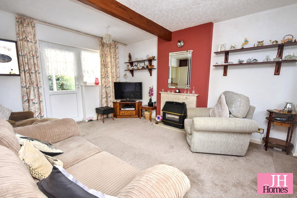 Property photo 3 of 13