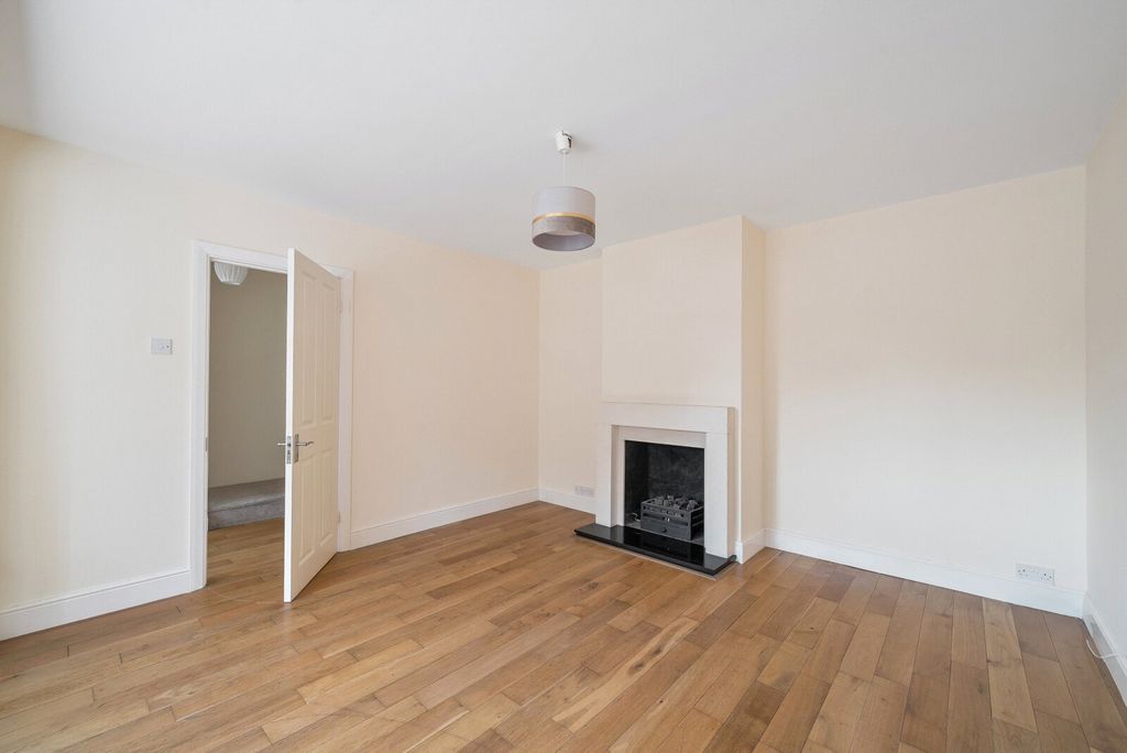 Property photo 2 of 15 Picture No. 06