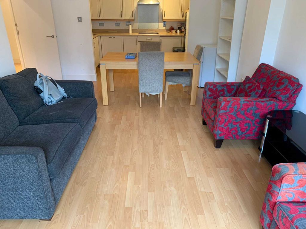 Property photo 2 of 26