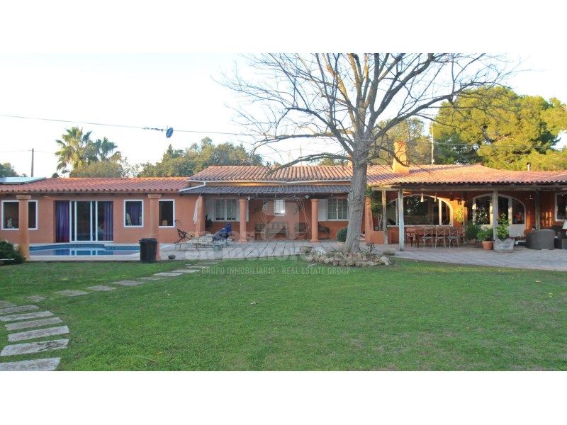 Property photo 1 of 45