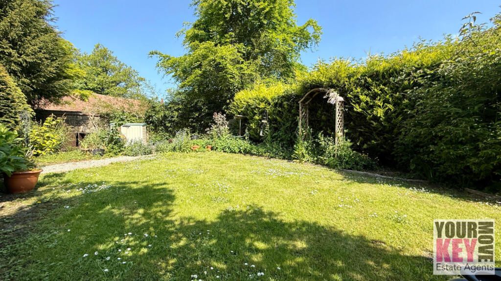 Property photo 2 of 26 Your Key Move - Estate Agents Hythe. Local Experts, Covering Surrounding Areas
