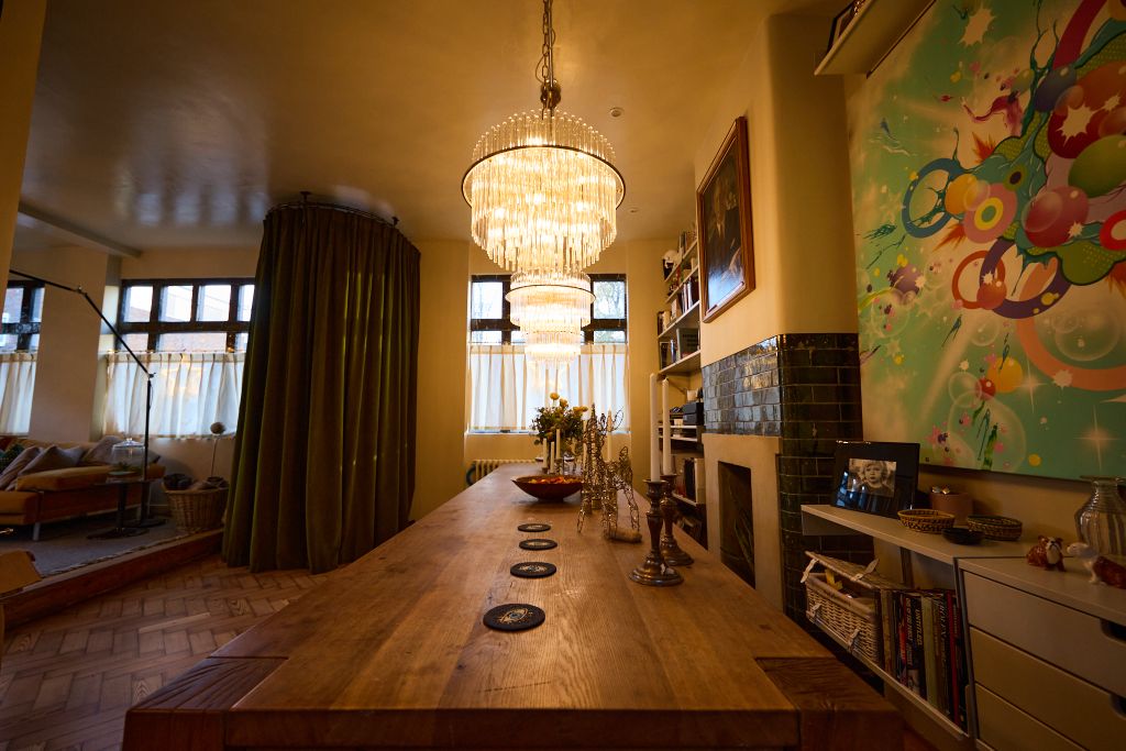 Property photo 3 of 43