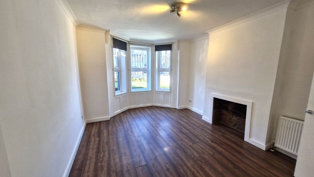 Property photo 2 of 10 20260318_111252_Resized