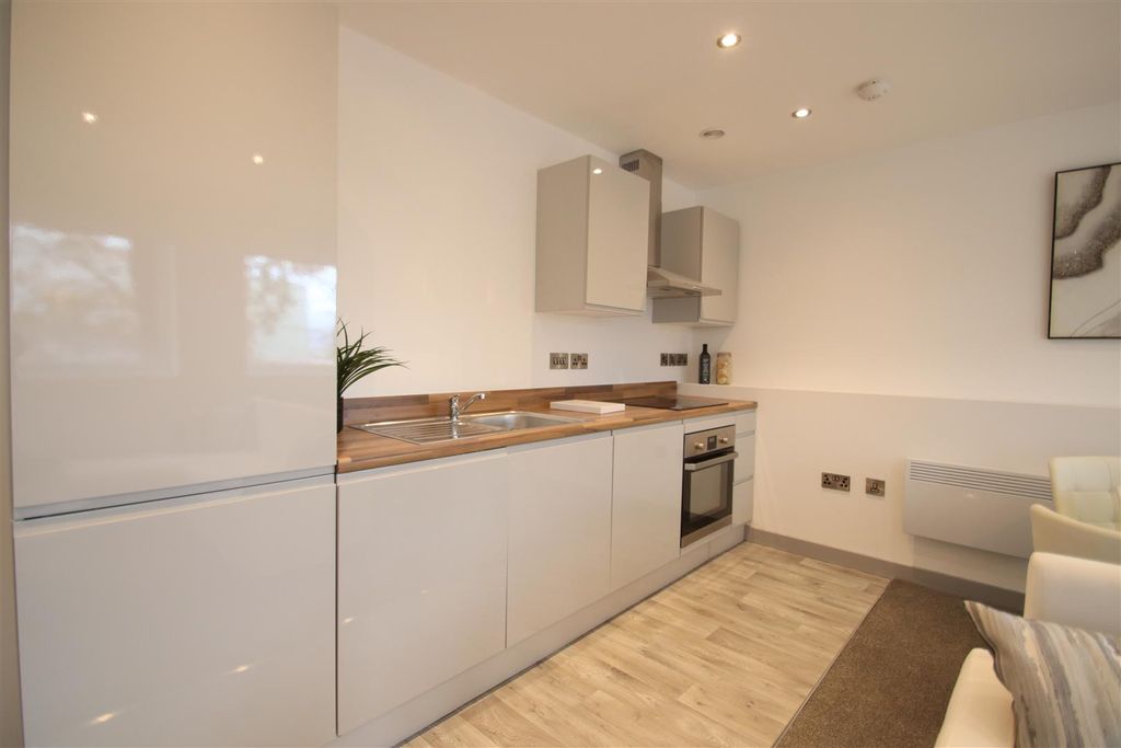 Property photo 3 of 5 Img_5528.Jpg