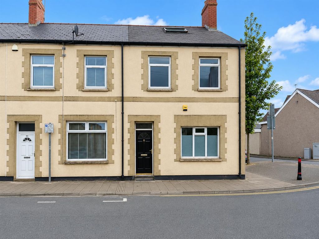 Property photo 1 of 9 Original-0B359Ea5-9C62-45A6-B05C-873A4DC134E6.Jpeg