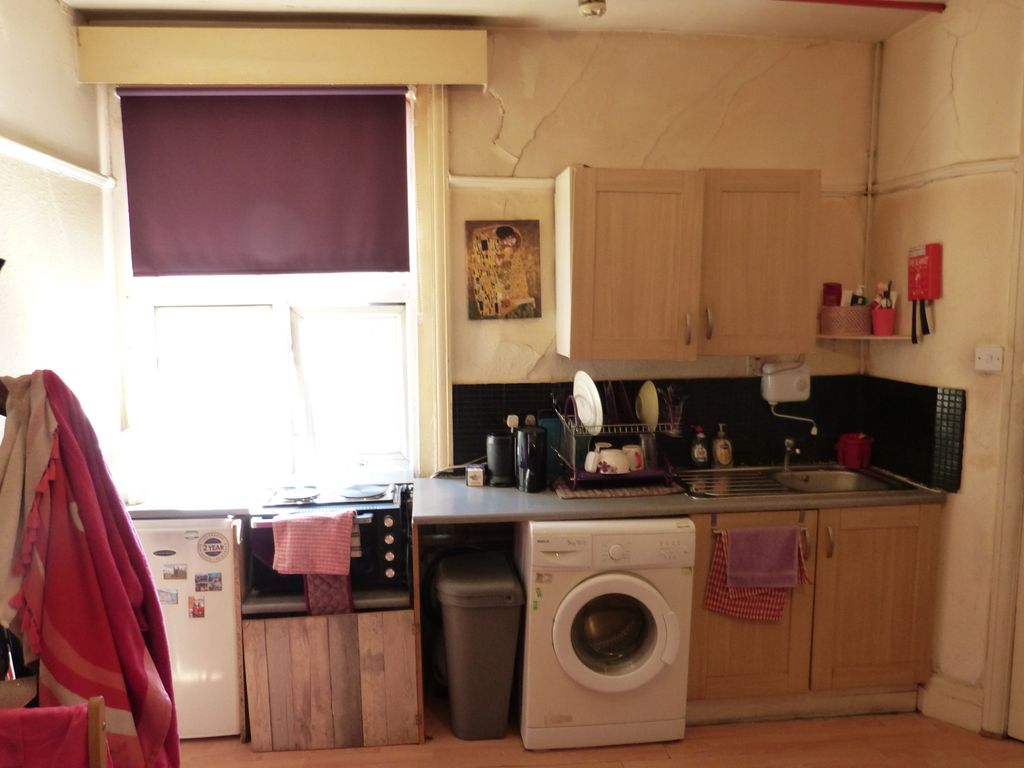 Property photo 2 of 5 Gallery