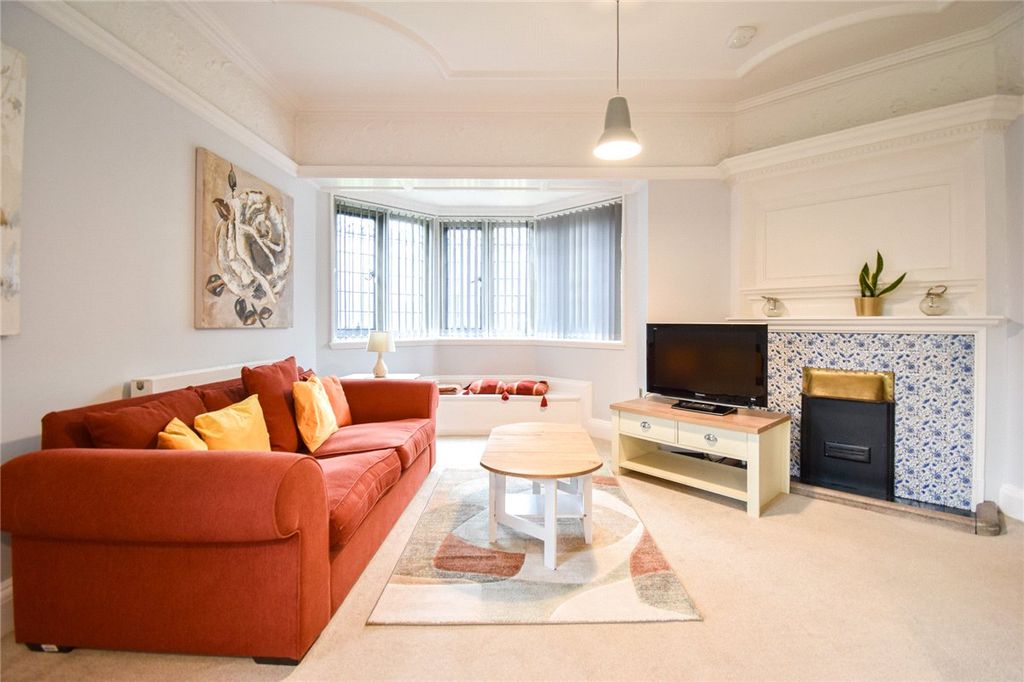 Property photo 1 of 8 Picture No. 11